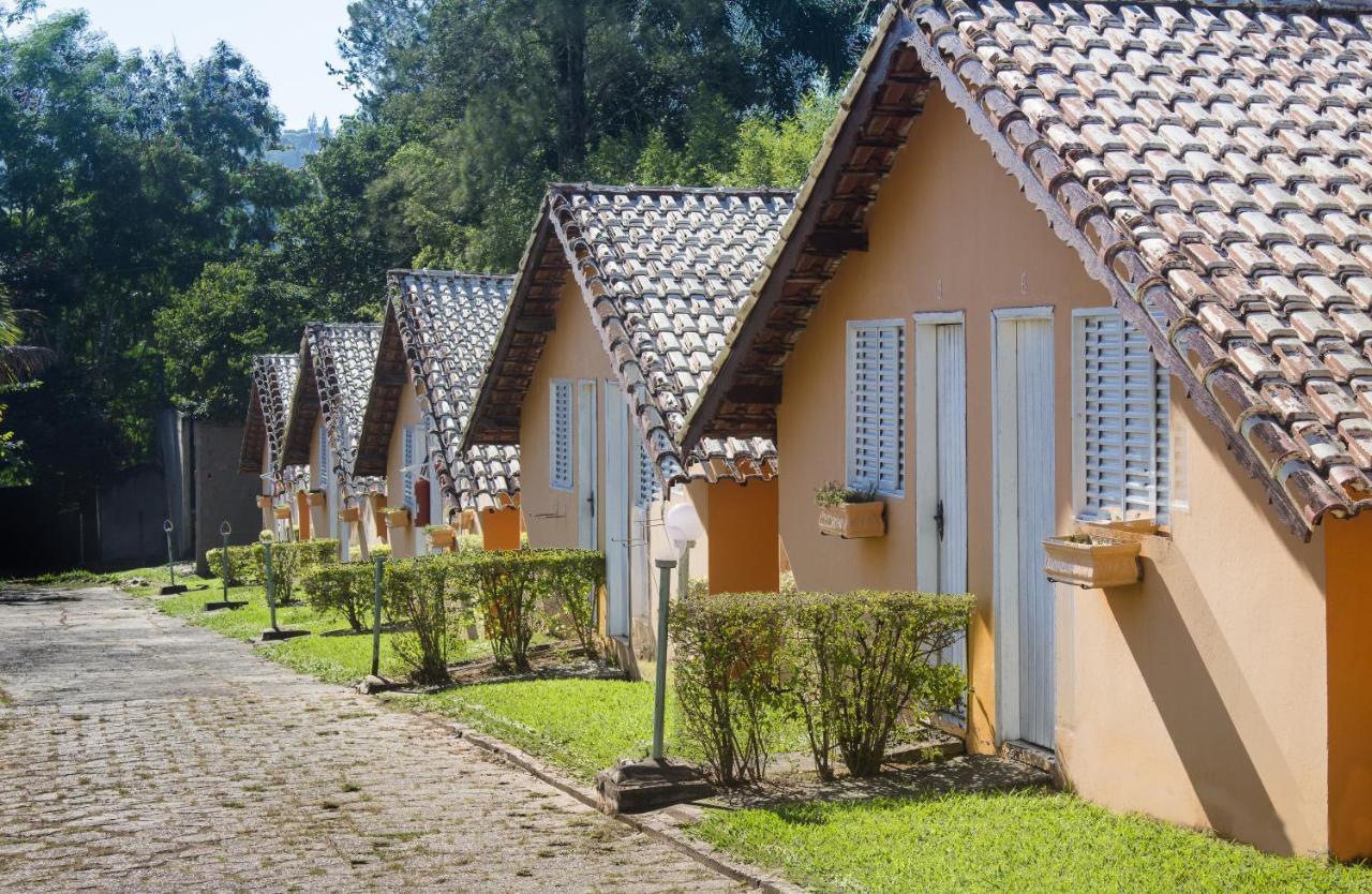 Pousada Chales De Sao Pedro Exterior photo